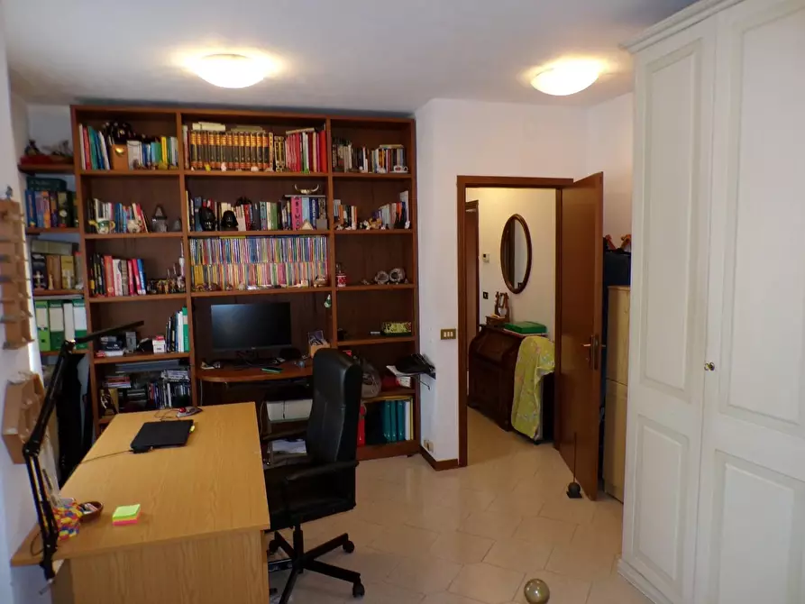 Immagine 24 di Appartamento in vendita  a Cascina