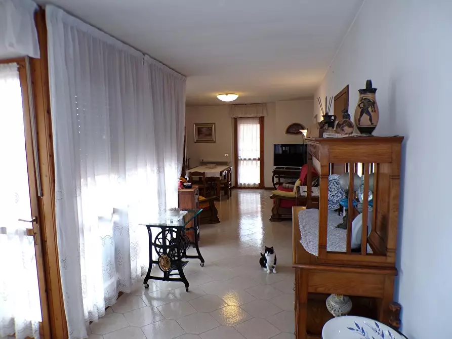 Immagine 12 di Appartamento in vendita  a Cascina