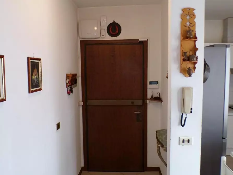 Immagine 8 di Appartamento in vendita  a Cascina