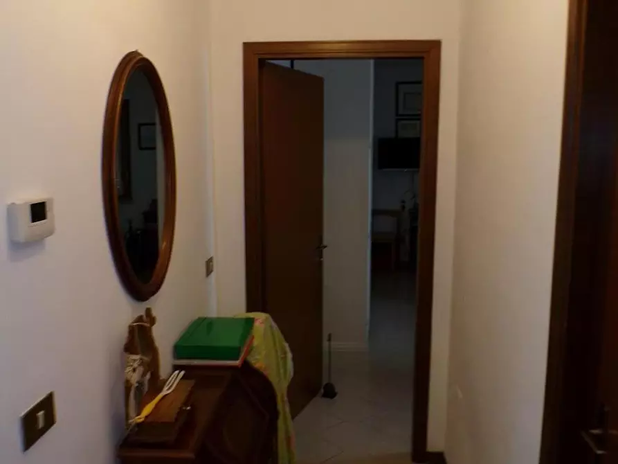 Immagine 13 di Appartamento in vendita  a Cascina