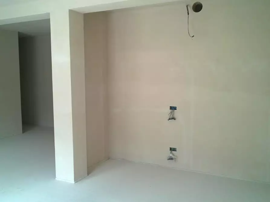Immagine 4 di Appartamento in vendita  a Montignoso