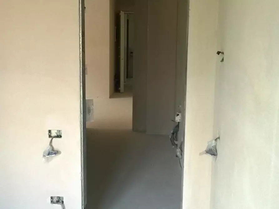Immagine 10 di Appartamento in vendita  a Montignoso