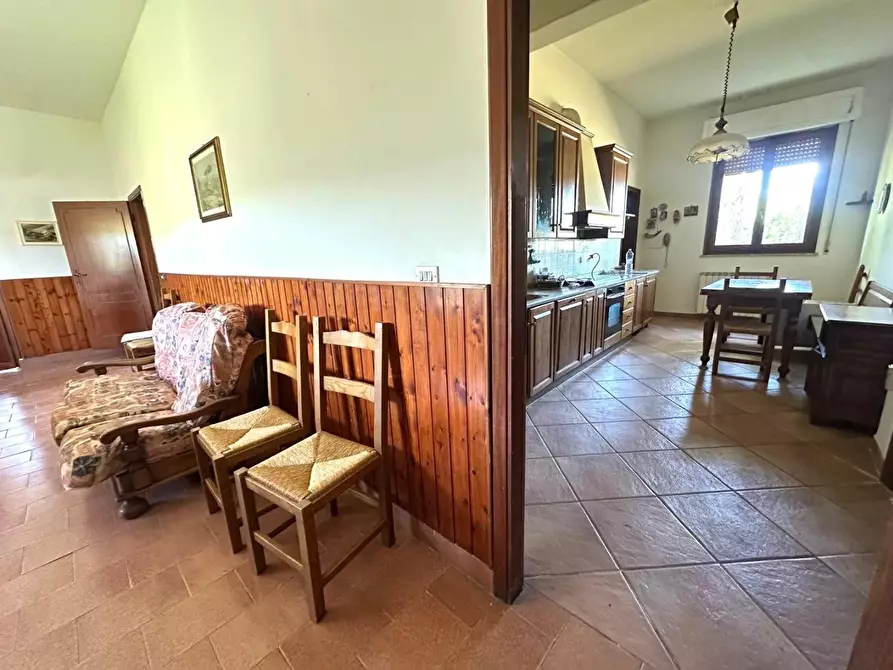 Immagine 18 di Casa indipendente in vendita  a Vinci