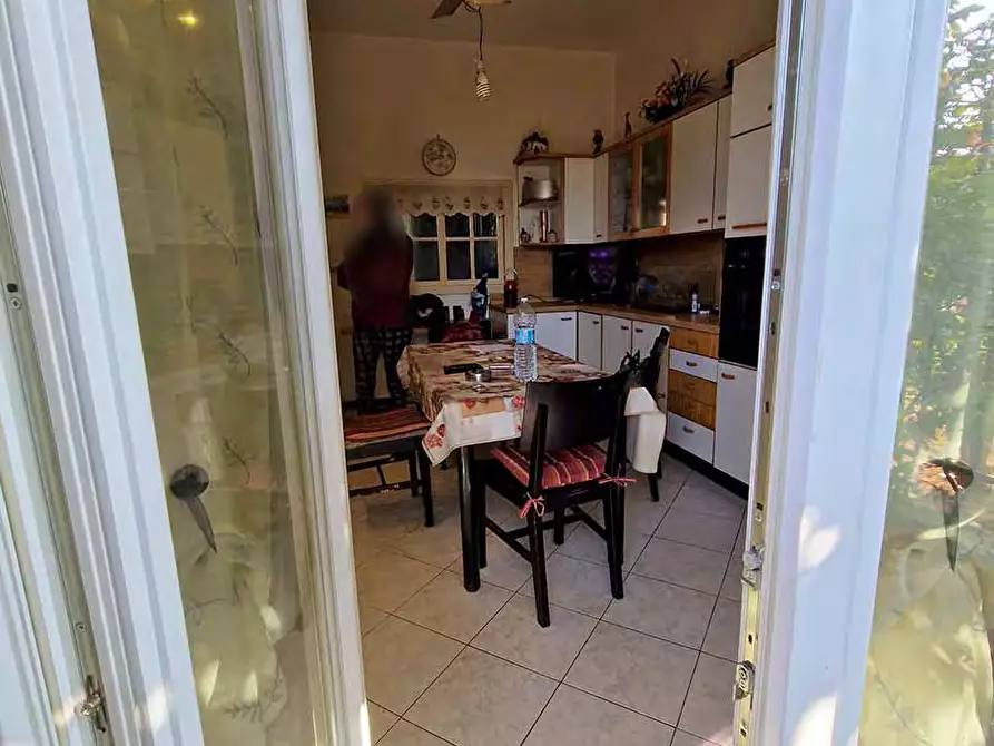Immagine 10 di Villa in vendita  a Inveruno