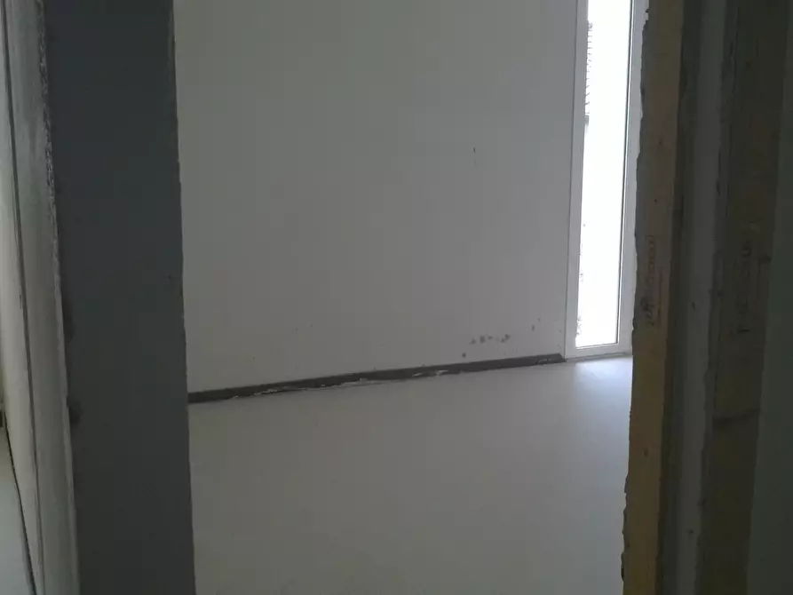 Immagine 7 di Appartamento in vendita  a Montignoso