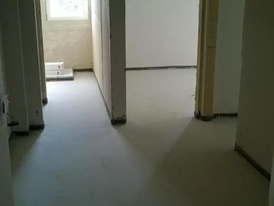 Immagine 4 di Appartamento in vendita  a Montignoso
