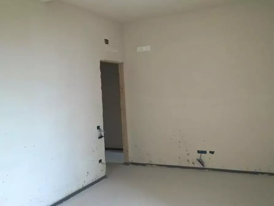 Immagine 17 di Appartamento in vendita  a Montignoso