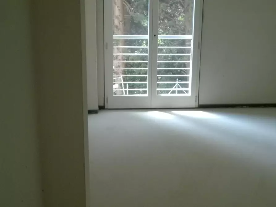 Immagine 12 di Appartamento in vendita  a Montignoso