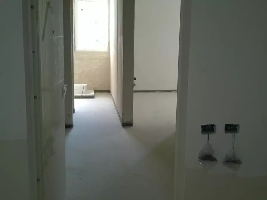 Immagine 3 di Appartamento in vendita  a Montignoso