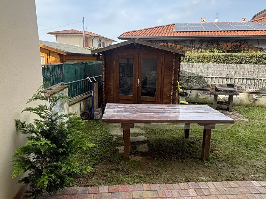 Immagine 25 di Villetta a schiera in vendita  a Massa