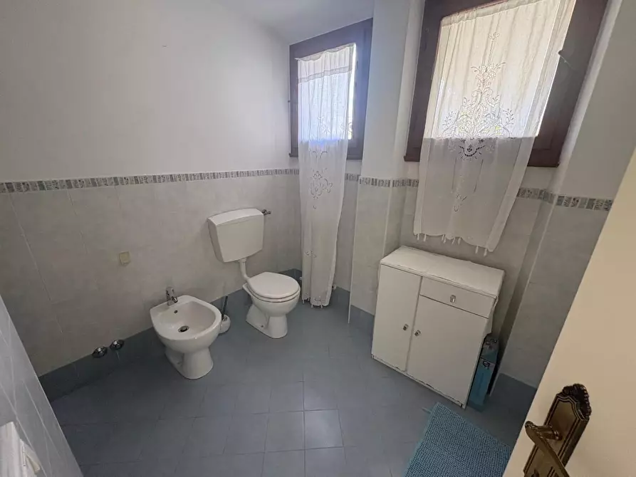 Immagine 14 di Casa bifamiliare in affitto  a Montignoso