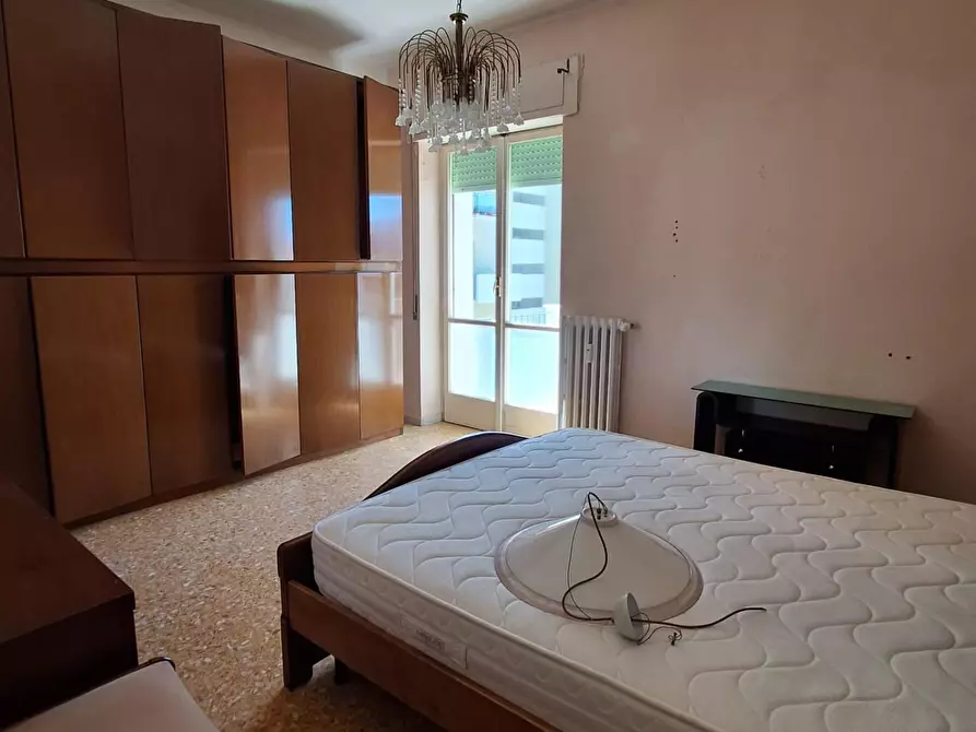 Immagine 10 di Appartamento in vendita  a Livorno