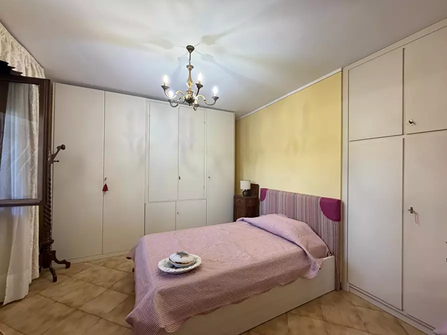 Immagine 9 di Appartamento in affitto  a Lucca