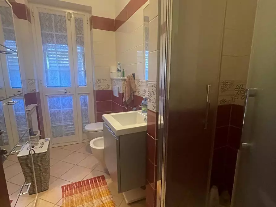 Immagine 21 di Porzione di casa in vendita  a Ortonovo