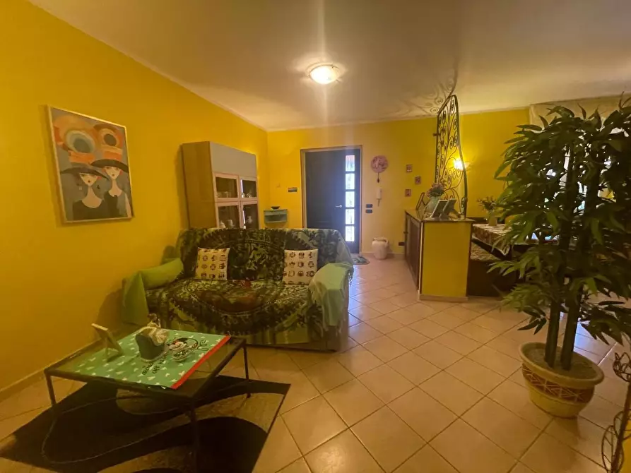 Immagine 16 di Porzione di casa in vendita  a Ortonovo