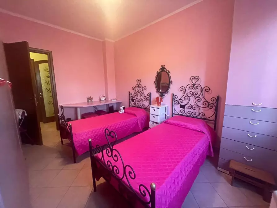 Immagine 18 di Porzione di casa in vendita  a Ortonovo