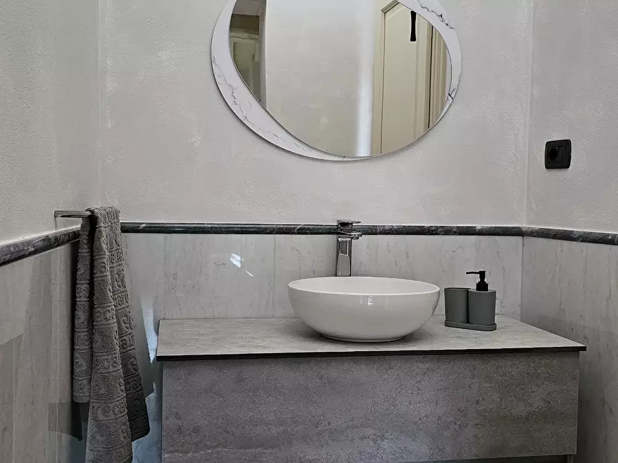 Immagine 13 di Appartamento in affitto  a Pisa