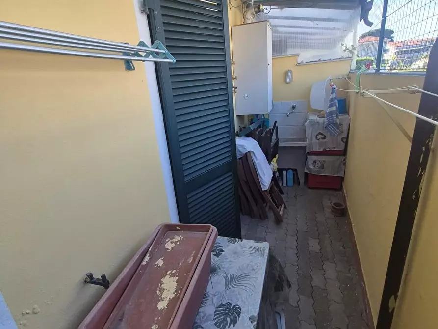 Immagine 10 di Appartamento in vendita  a Carrara