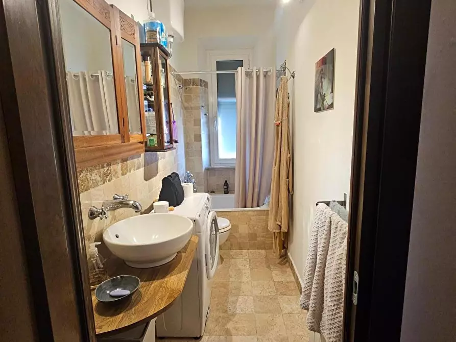 Immagine 11 di Appartamento in vendita  a Collesalvetti
