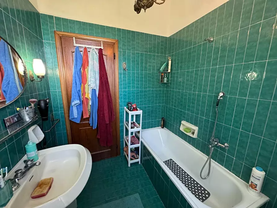 Immagine 46 di Casa indipendente in vendita  a Collesalvetti
