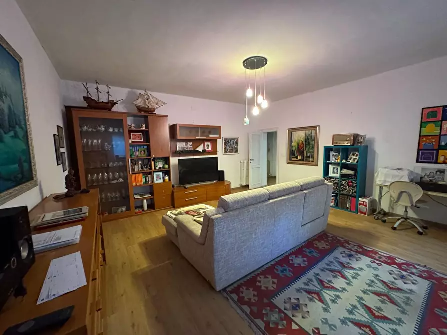 Immagine 52 di Casa indipendente in vendita  a Collesalvetti