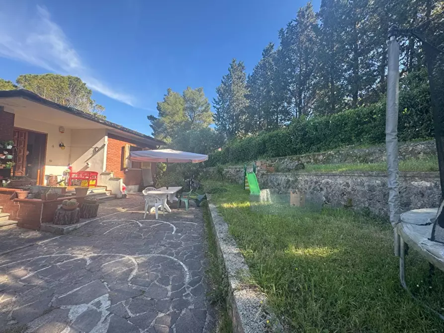 Immagine 3 di Casa indipendente in vendita  a Collesalvetti