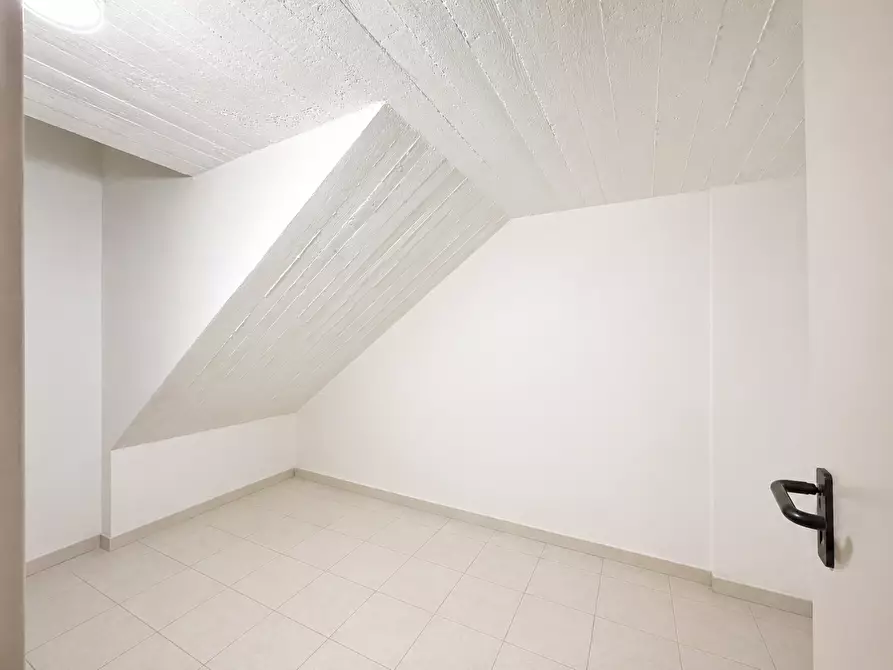 Immagine 9 di Appartamento in vendita  a Empoli