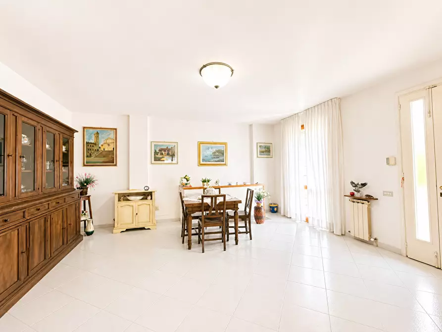 Immagine 4 di Appartamento in vendita  a Empoli