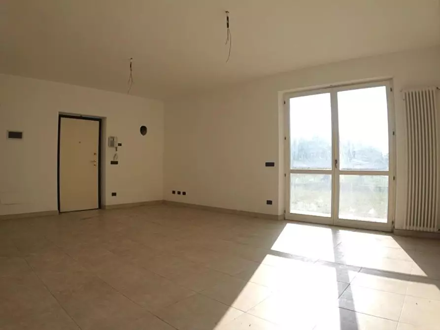 Immagine 5 di Villetta a schiera in vendita  a Carrara