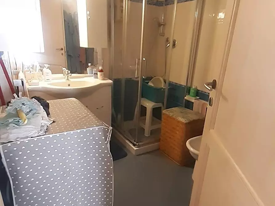 Immagine 7 di Porzione di casa in vendita  a Ortonovo