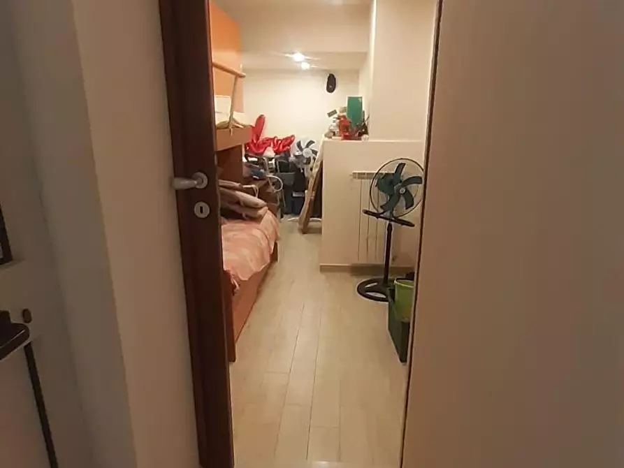Immagine 6 di Porzione di casa in vendita  a Ortonovo