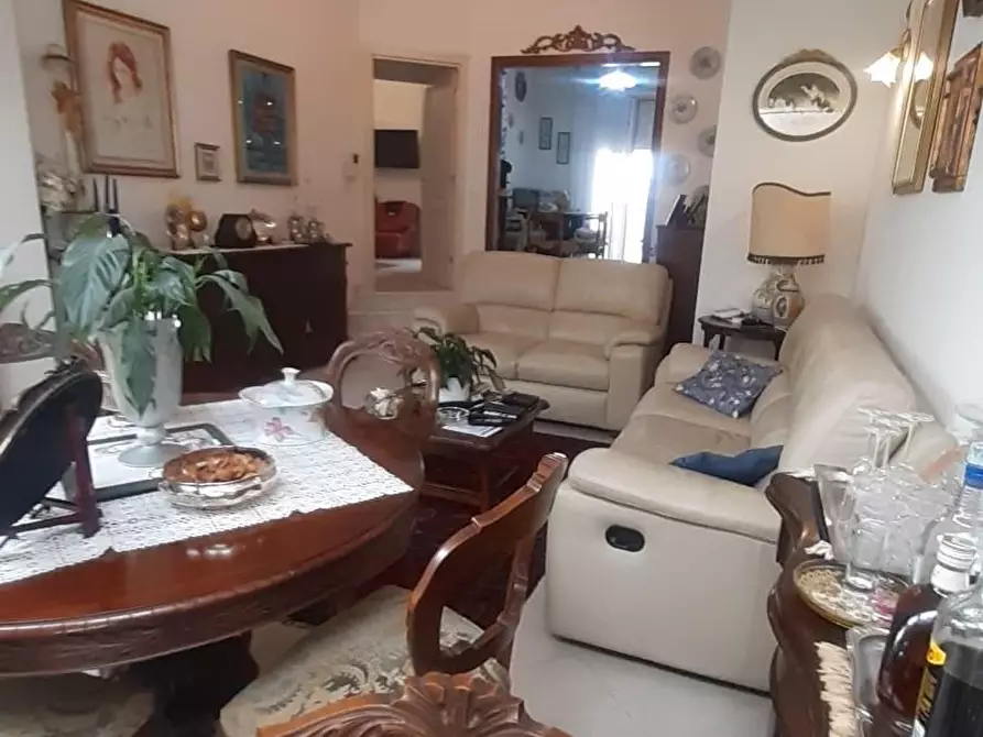 Immagine 5 di Porzione di casa in vendita  a Ortonovo