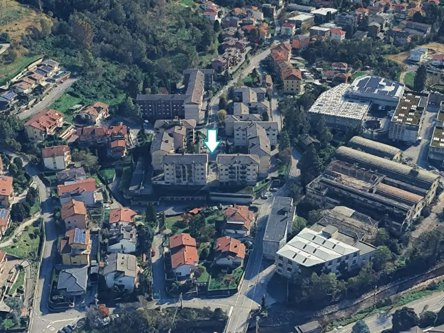 Immagine 2 di Appartamento in vendita  a Alzano Lombardo