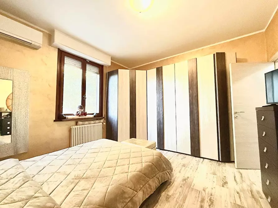 Immagine 12 di Appartamento in vendita  a Empoli