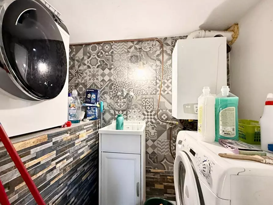 Immagine 13 di Appartamento in vendita  a Empoli