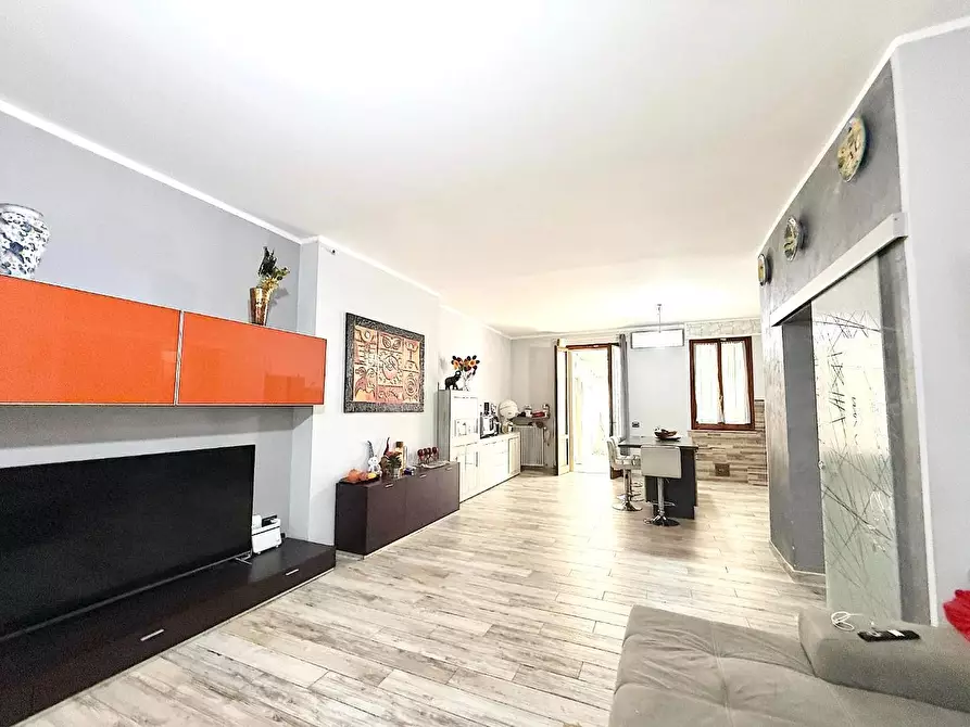 Immagine 19 di Appartamento in vendita  a Empoli