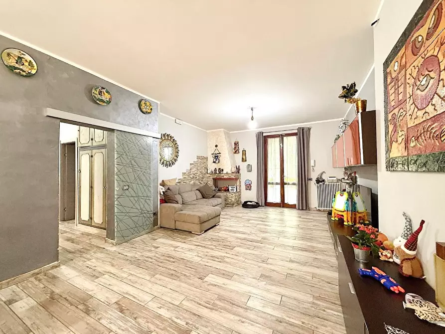 Immagine 21 di Appartamento in vendita  a Empoli