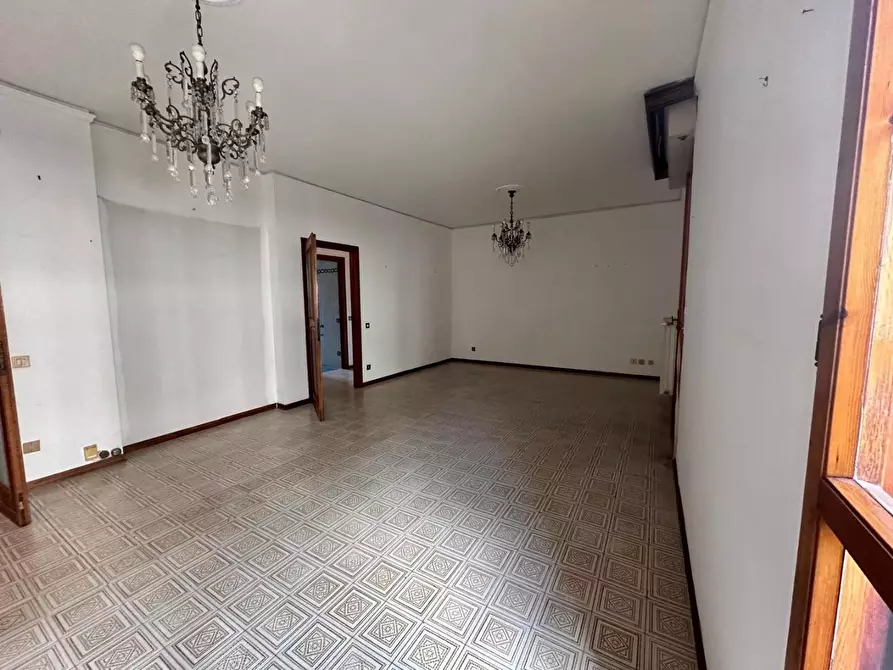 Immagine 2 di Appartamento in vendita  a Pisa