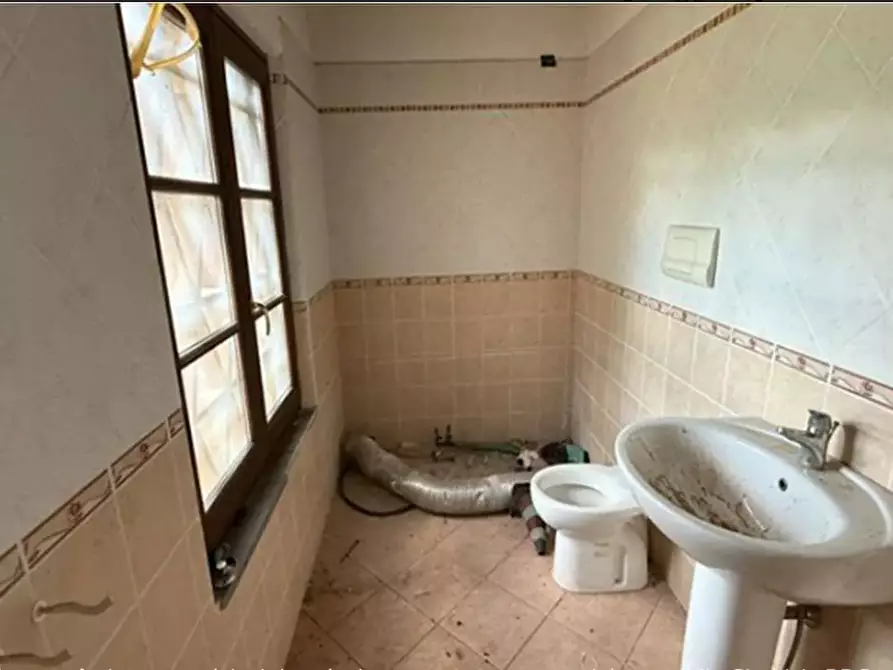 Immagine 15 di Appartamento in vendita  a Montespertoli