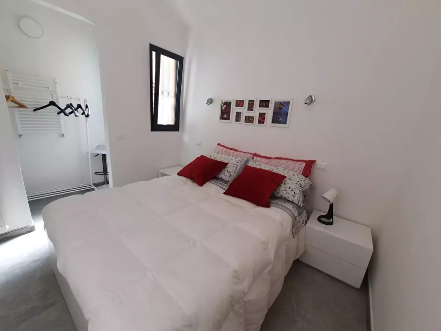 Immagine 10 di Appartamento in vendita  a Viareggio