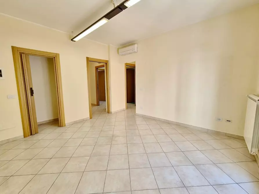 Immagine 12 di Appartamento in vendita  a Pisa