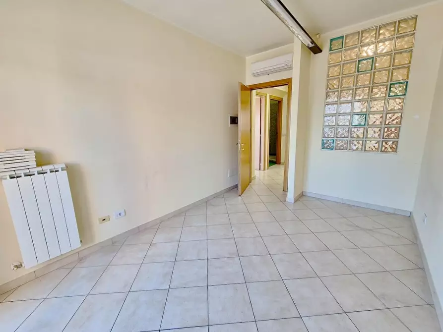 Immagine 6 di Appartamento in vendita  a Pisa