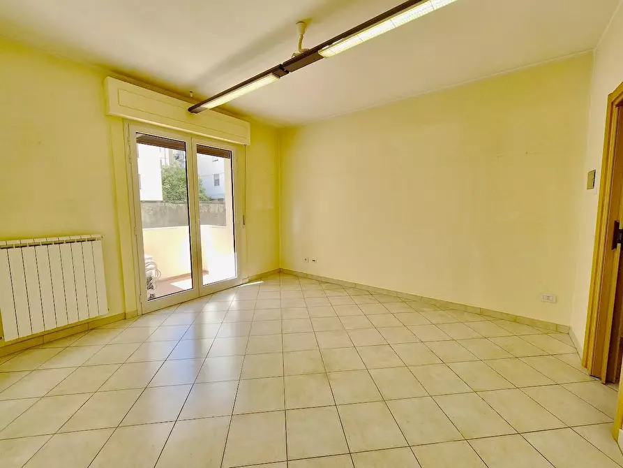 Immagine 10 di Appartamento in vendita  a Pisa