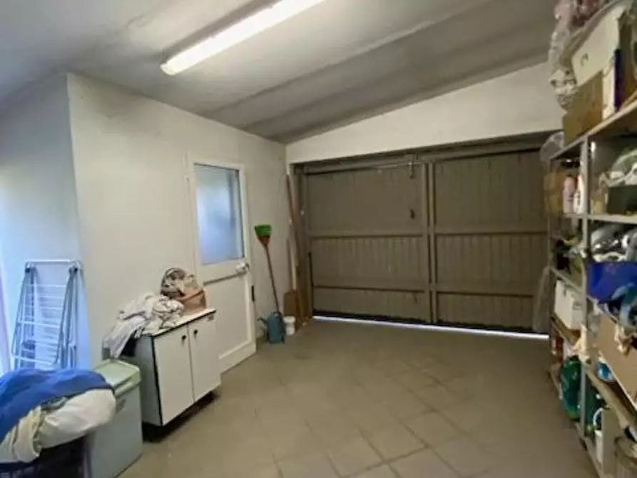 Immagine 28 di Terratetto in vendita  a Massa E Cozzile