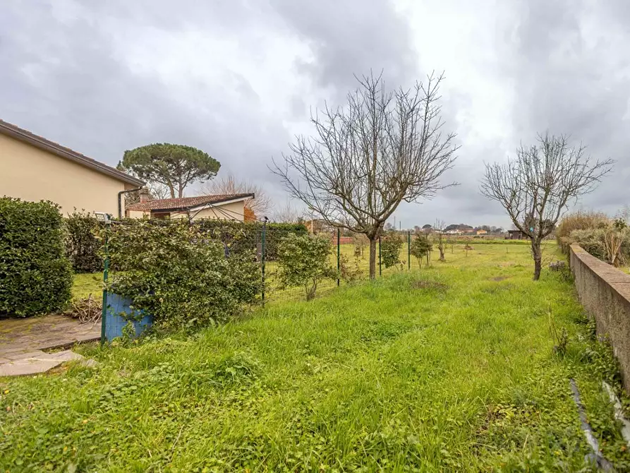 Immagine 23 di Casa indipendente in vendita  a Santa Maria A Monte