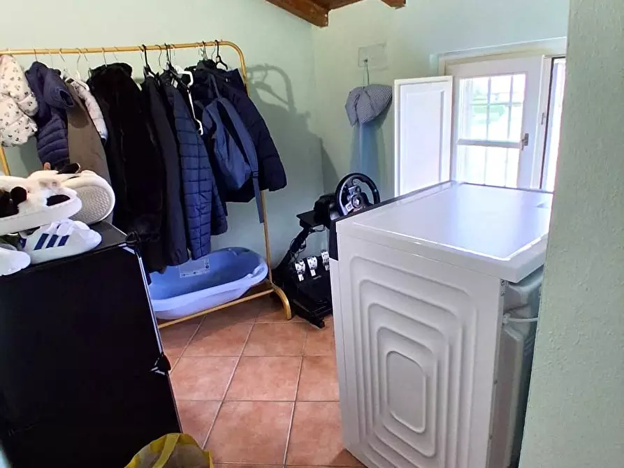 Immagine 11 di Appartamento in vendita  a Capannori