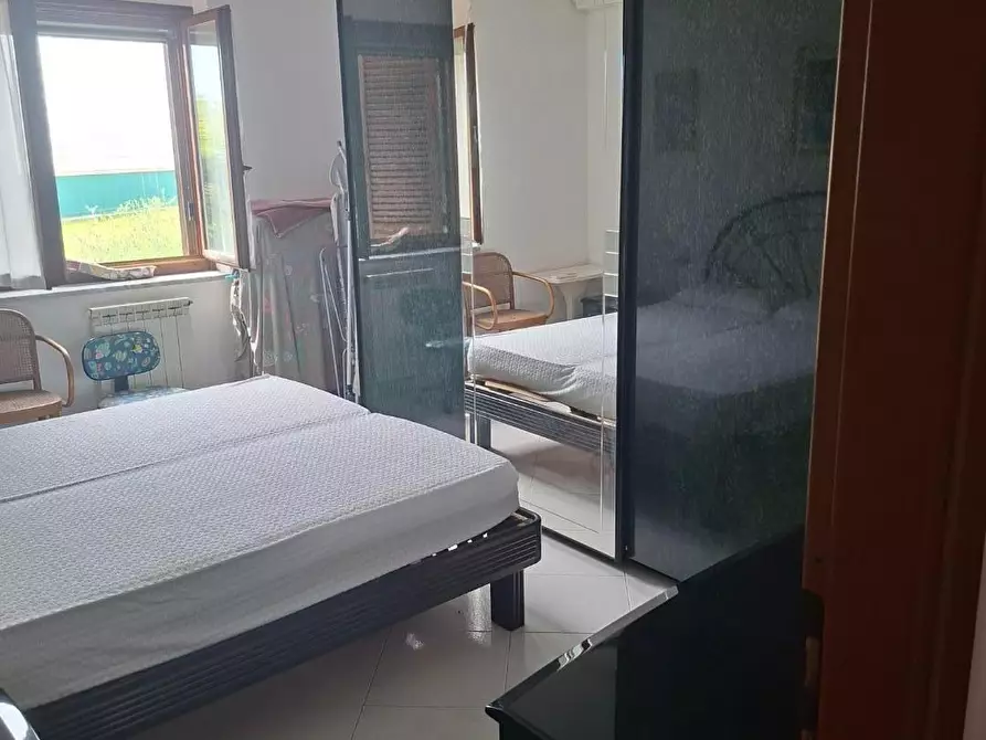 Immagine 4 di Villetta a schiera in vendita  a Ortonovo
