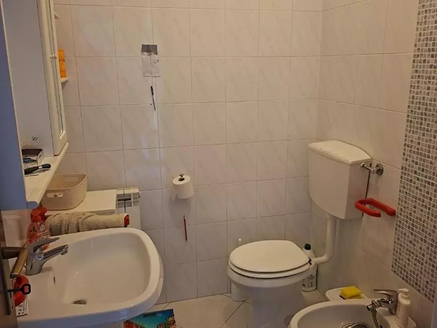 Immagine 2 di Villetta a schiera in vendita  a Ortonovo