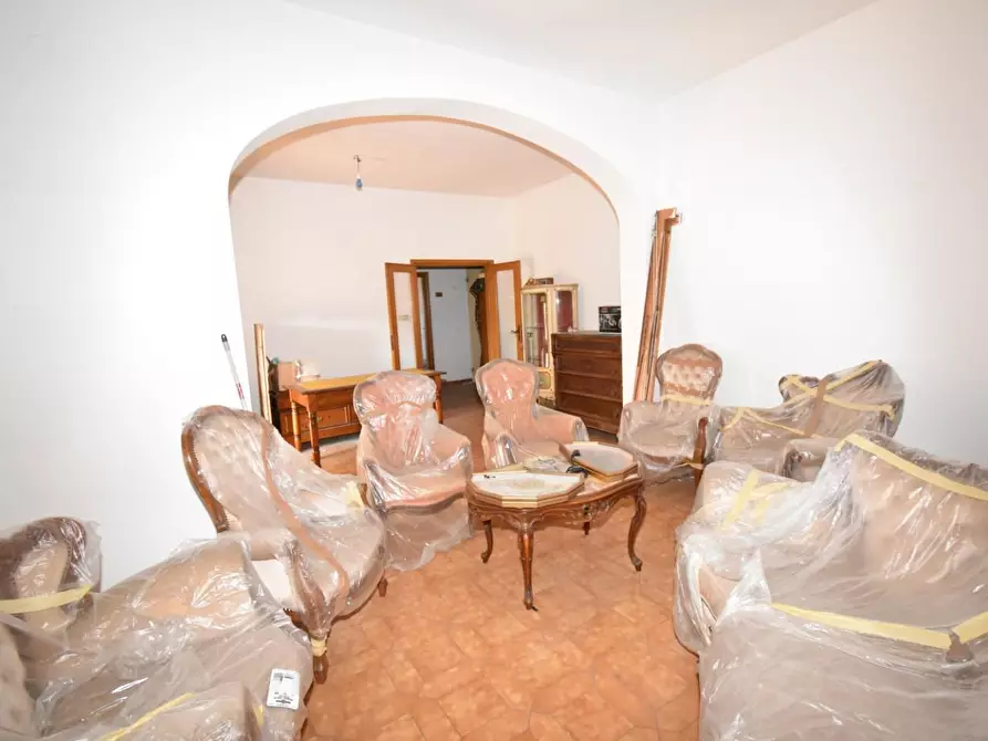 Immagine 73 di Villa in vendita  a San Giuliano Terme
