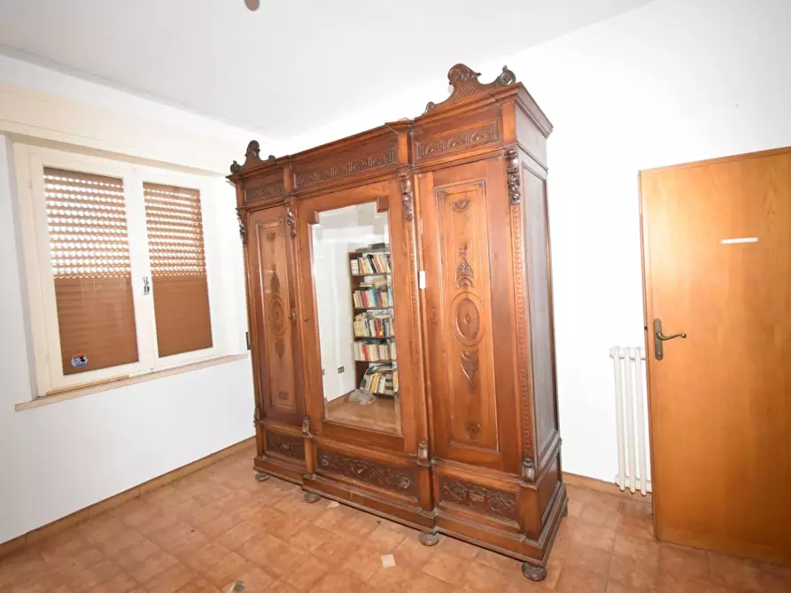 Immagine 47 di Villa in vendita  a San Giuliano Terme
